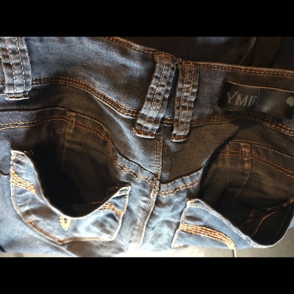YMI Skinny Jeans Size: 0 - Picture 5 of 5